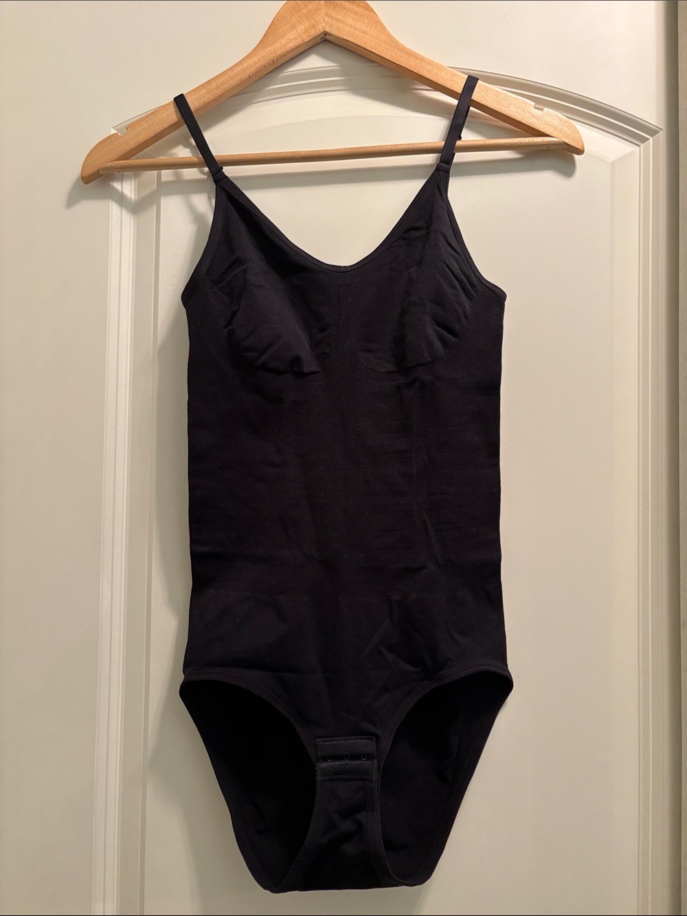 Revenge X Black Seamless Bodysuit with Adjustable Straps size M NEW!!
